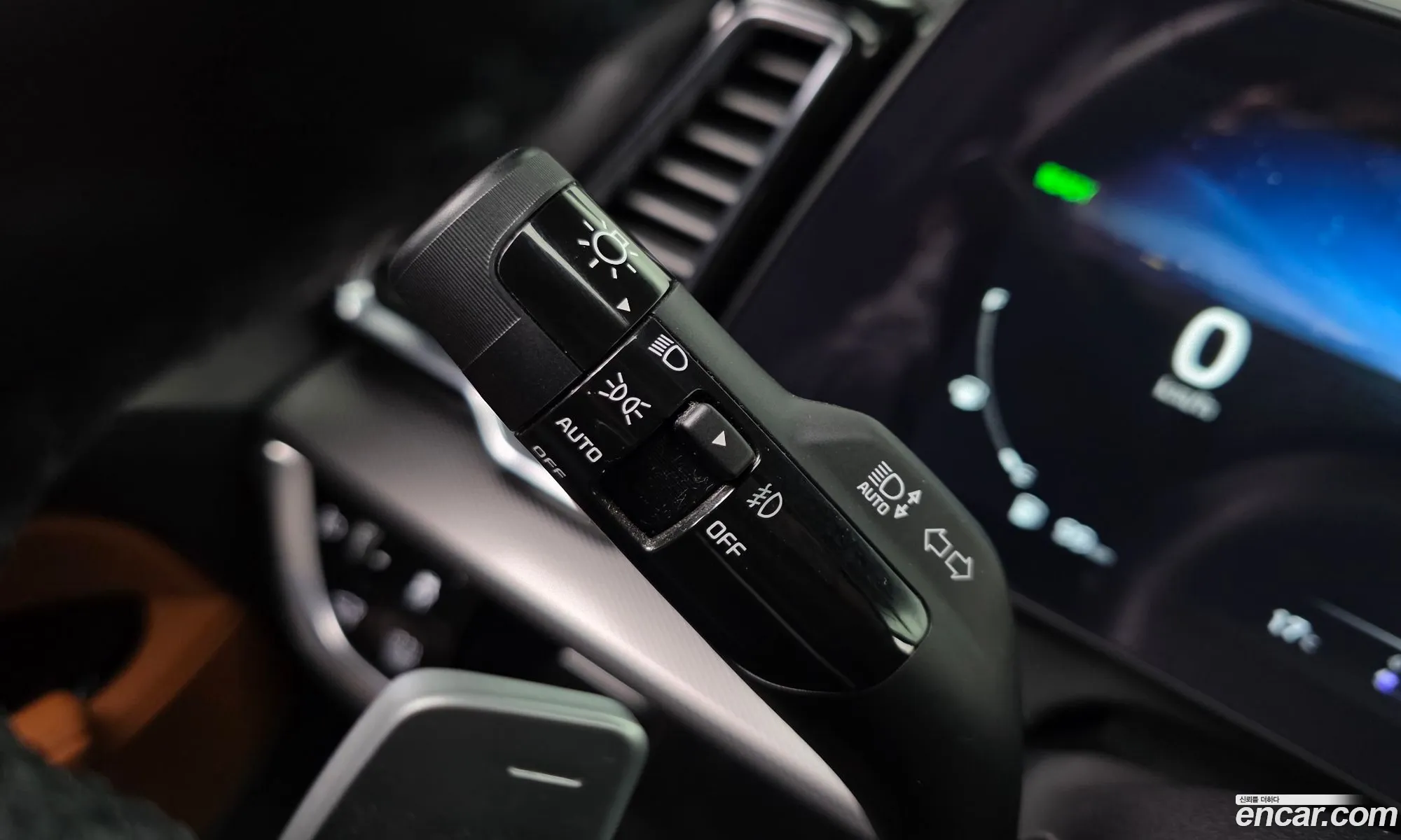 Kia Sportage Hybrid 2023 — 17