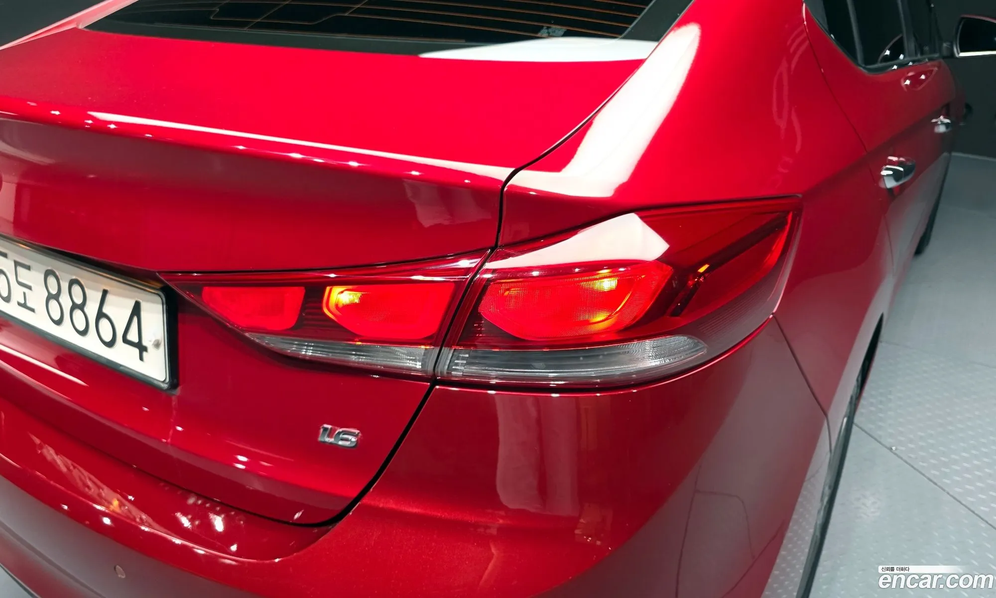 Hyundai Elantra AD 2018 — 9