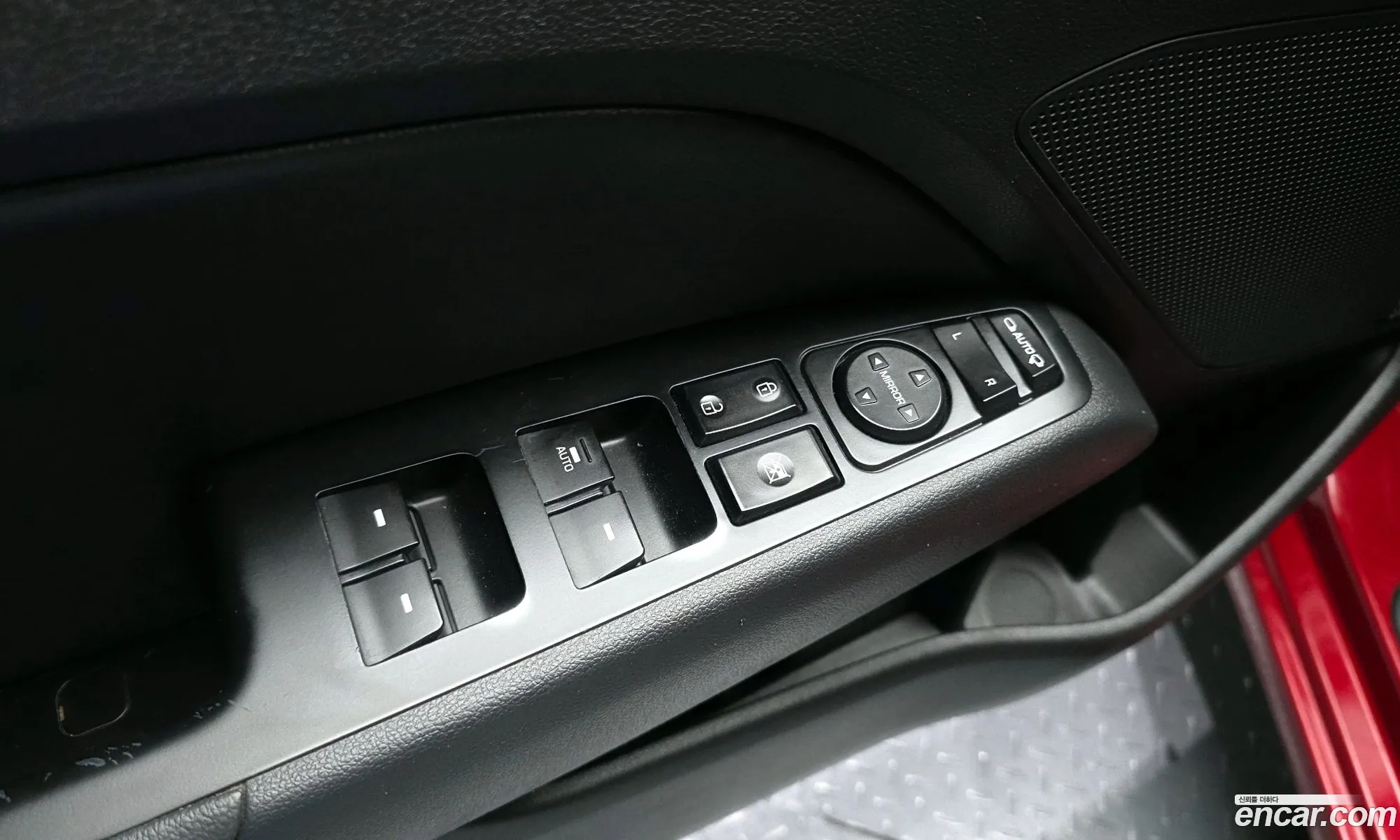 Hyundai Elantra AD 2018 — 27