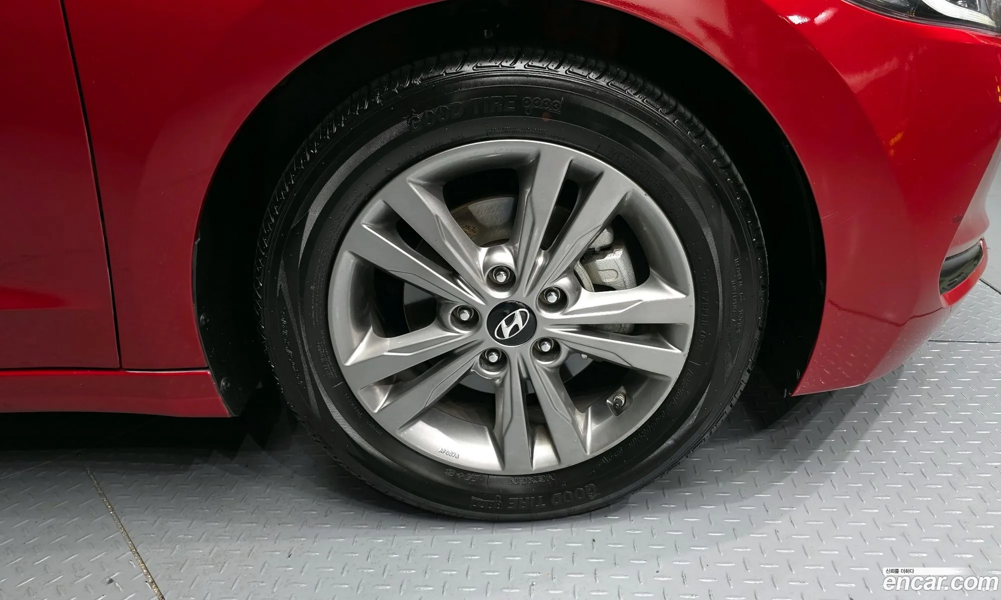 Hyundai Elantra AD 2018 — 2