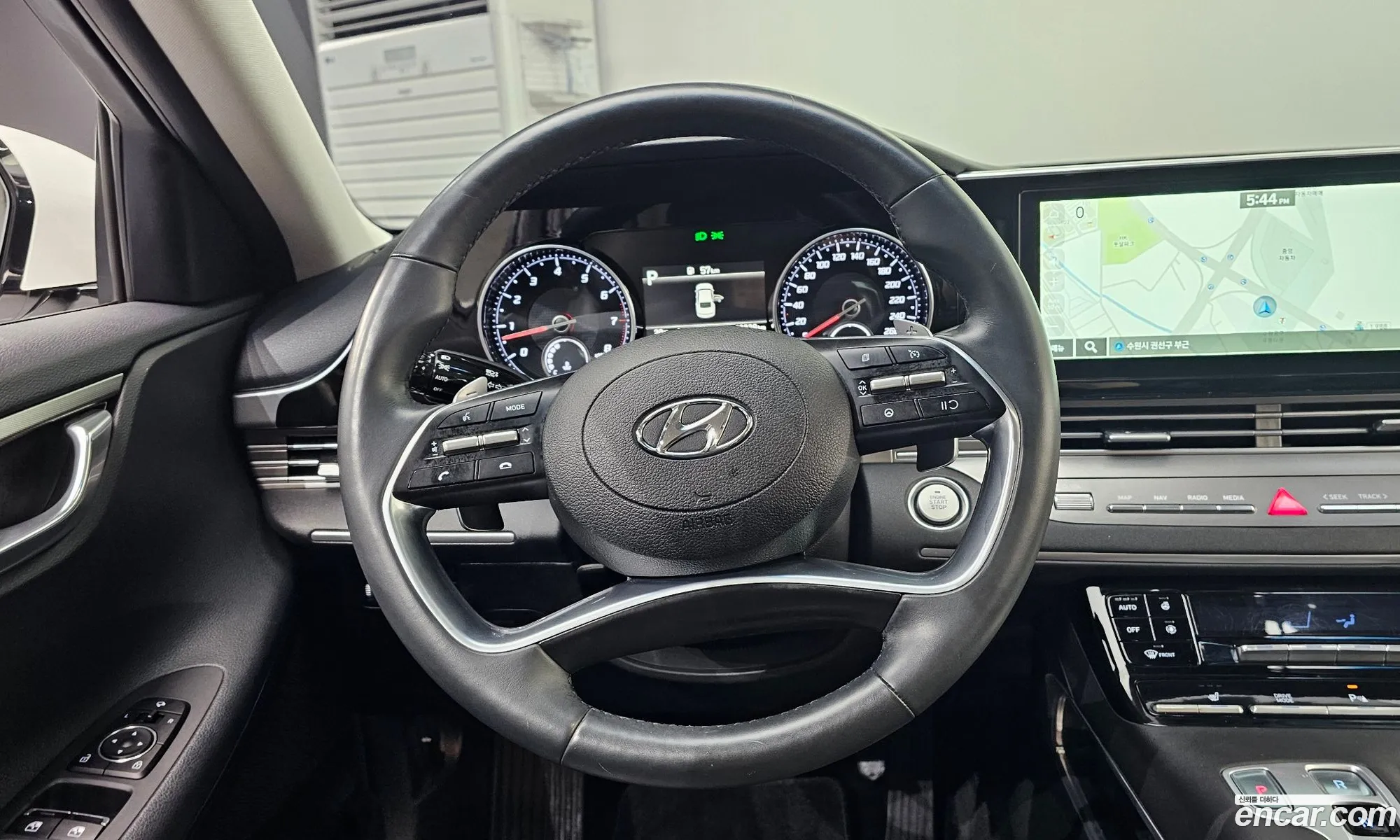 Hyundai Grandeur IG 2021 — 28
