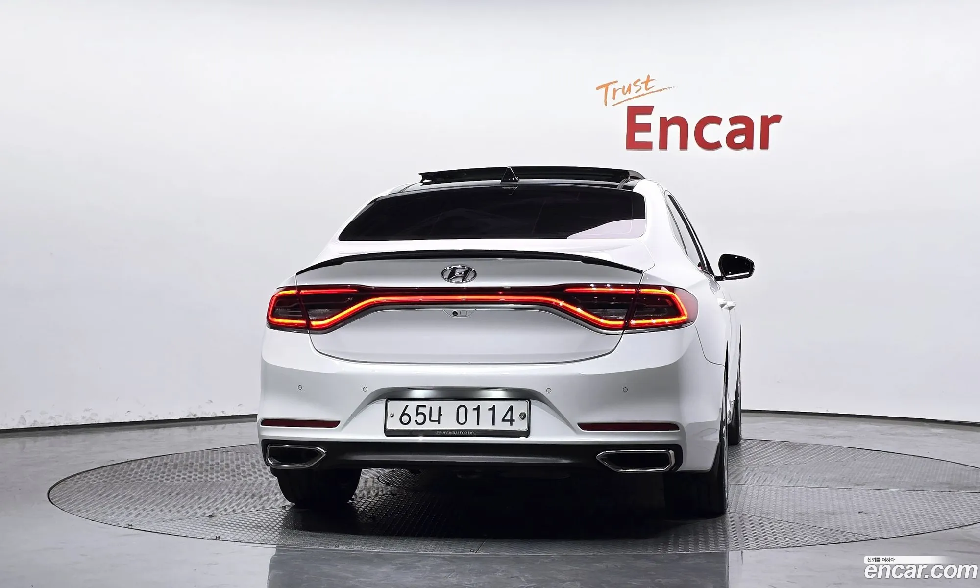 Hyundai Grandeur IG 2016 — 29