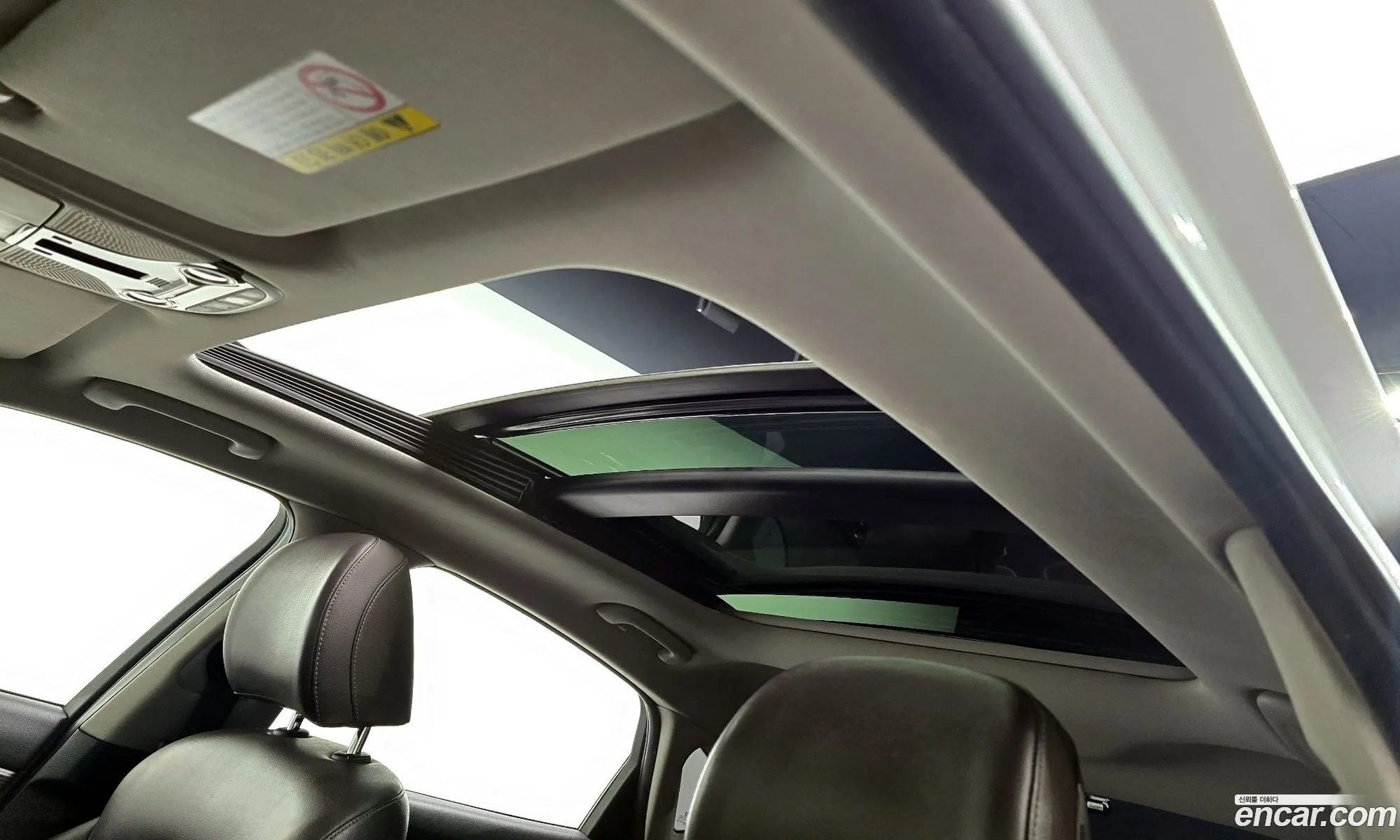 Hyundai Grandeur IG 2016 — 32