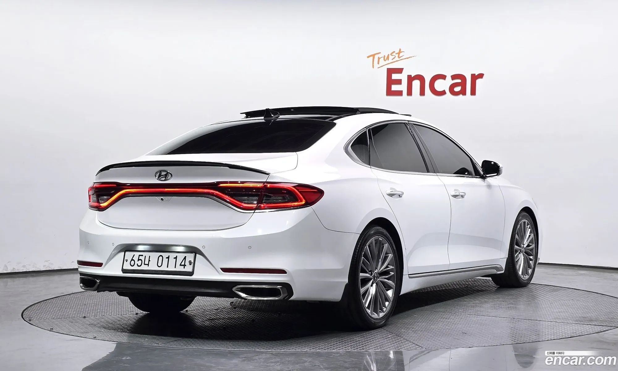 Hyundai Grandeur IG 2016 — 22