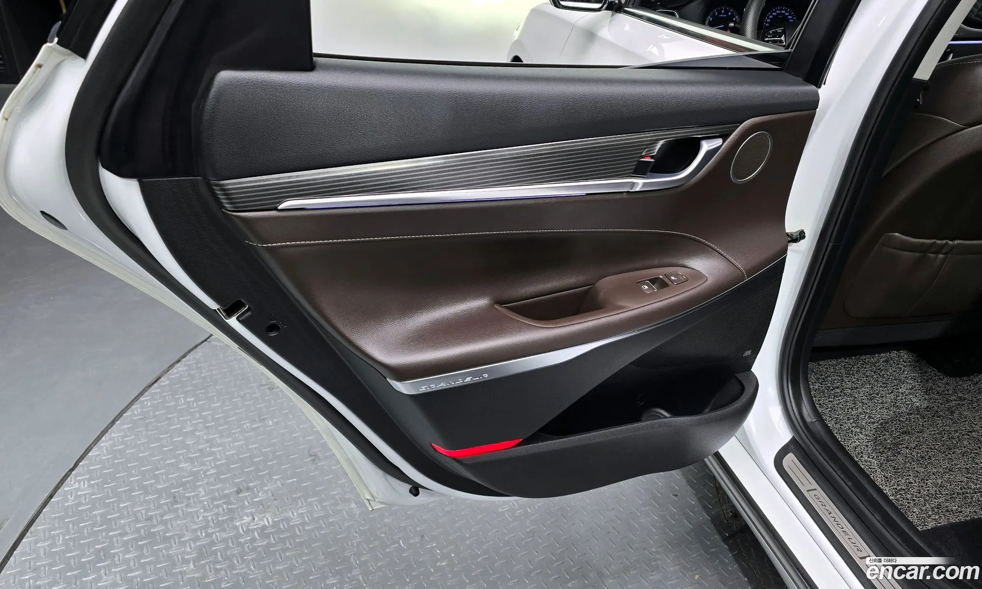 Hyundai Grandeur IG 2016 — 7