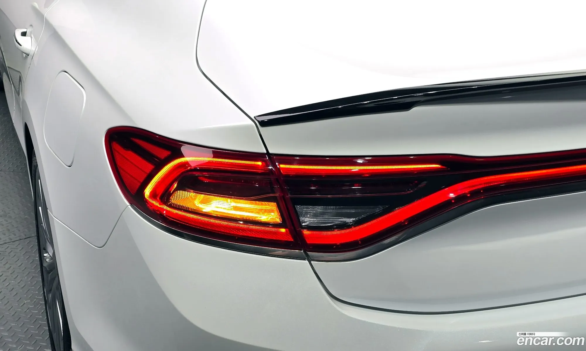 Hyundai Grandeur IG 2016 — 13