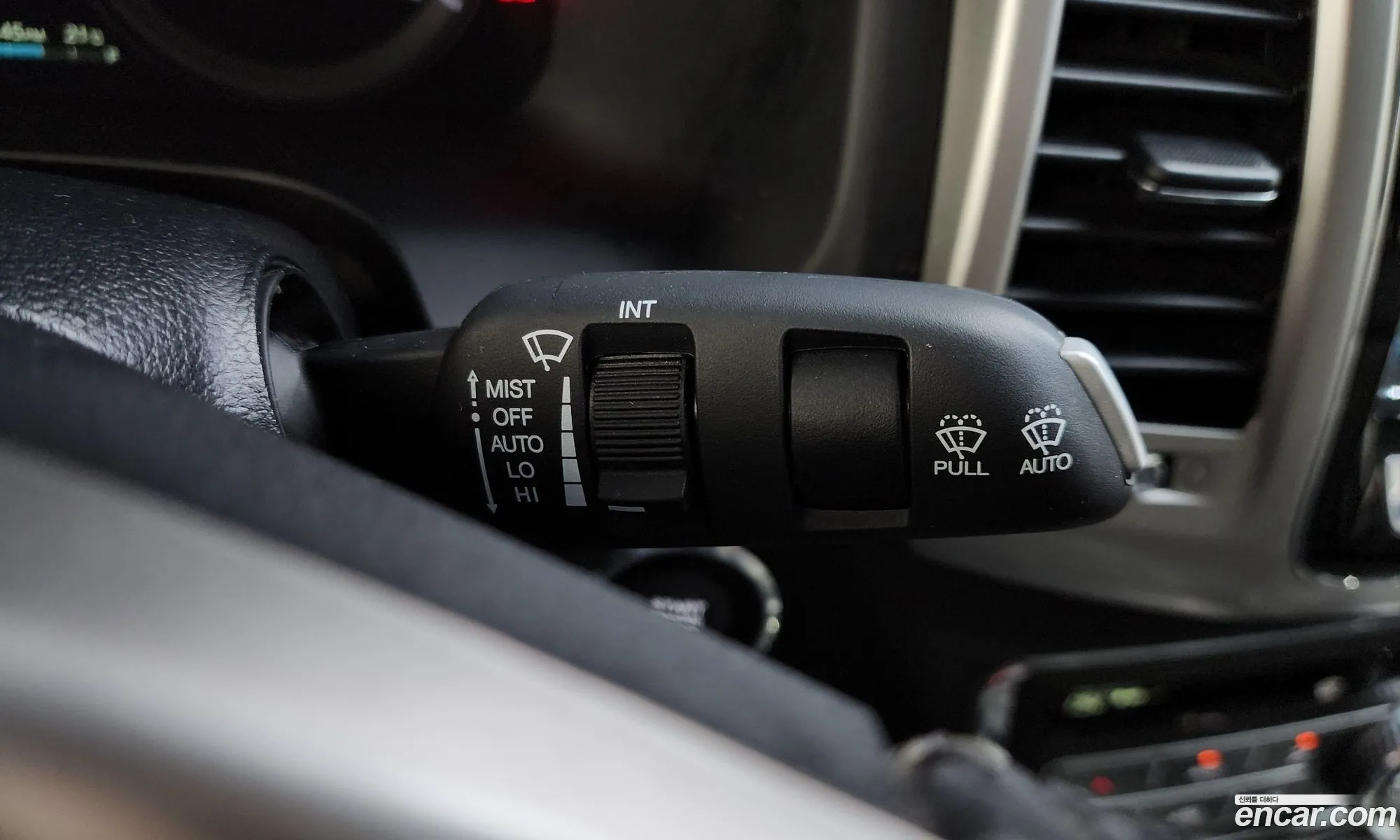 KG Mobility (SsangYong) Rexton Sports 2018 — 11