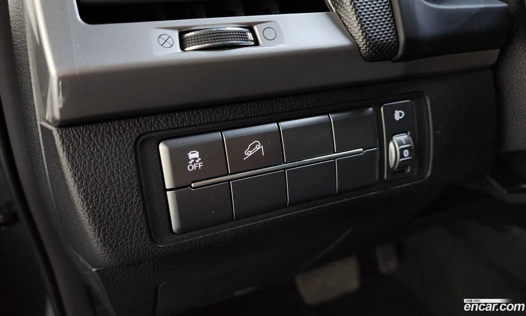 KG Mobility (SsangYong) Rexton Sports 2018 — 24