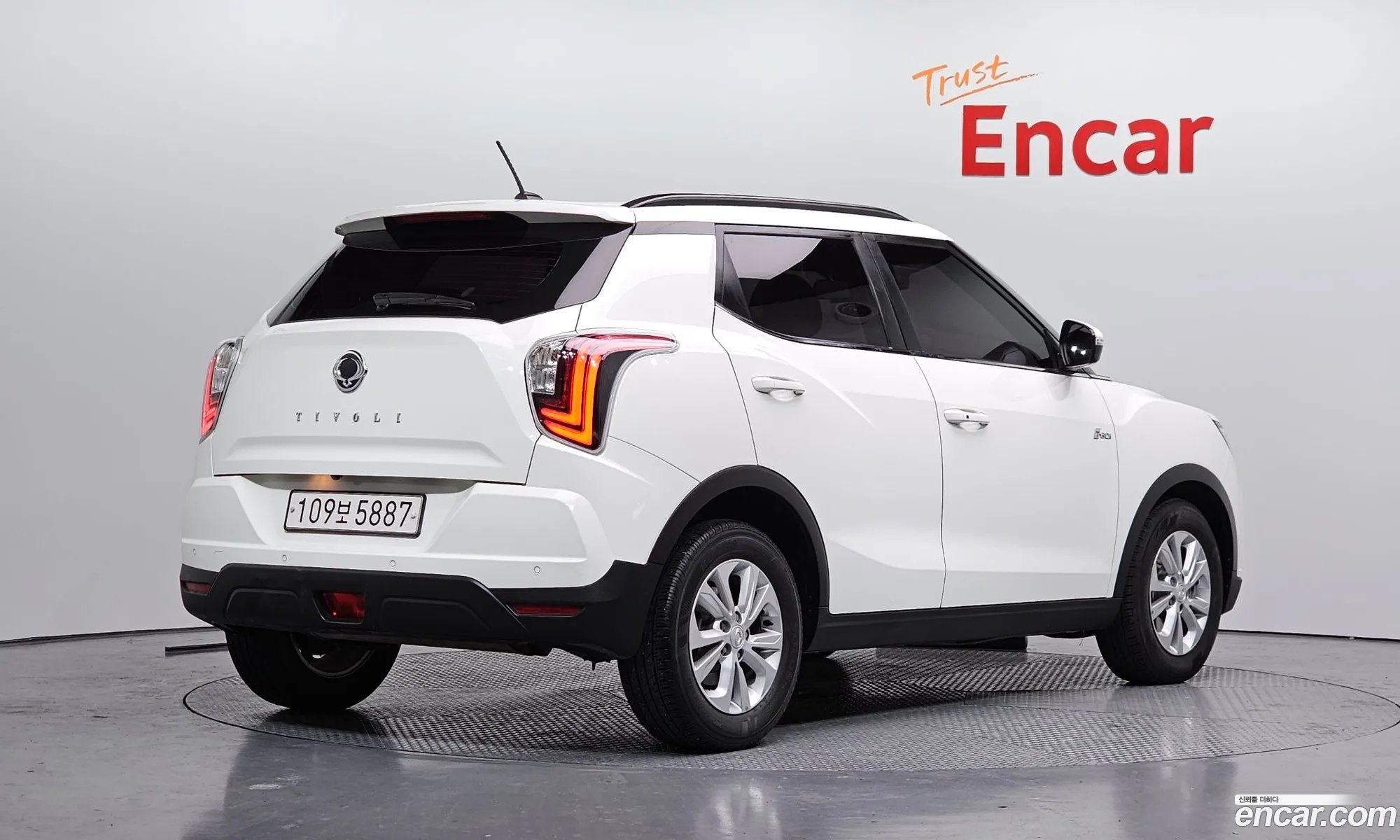 KG Mobility (SsangYong) Tivoli 2019 — 14