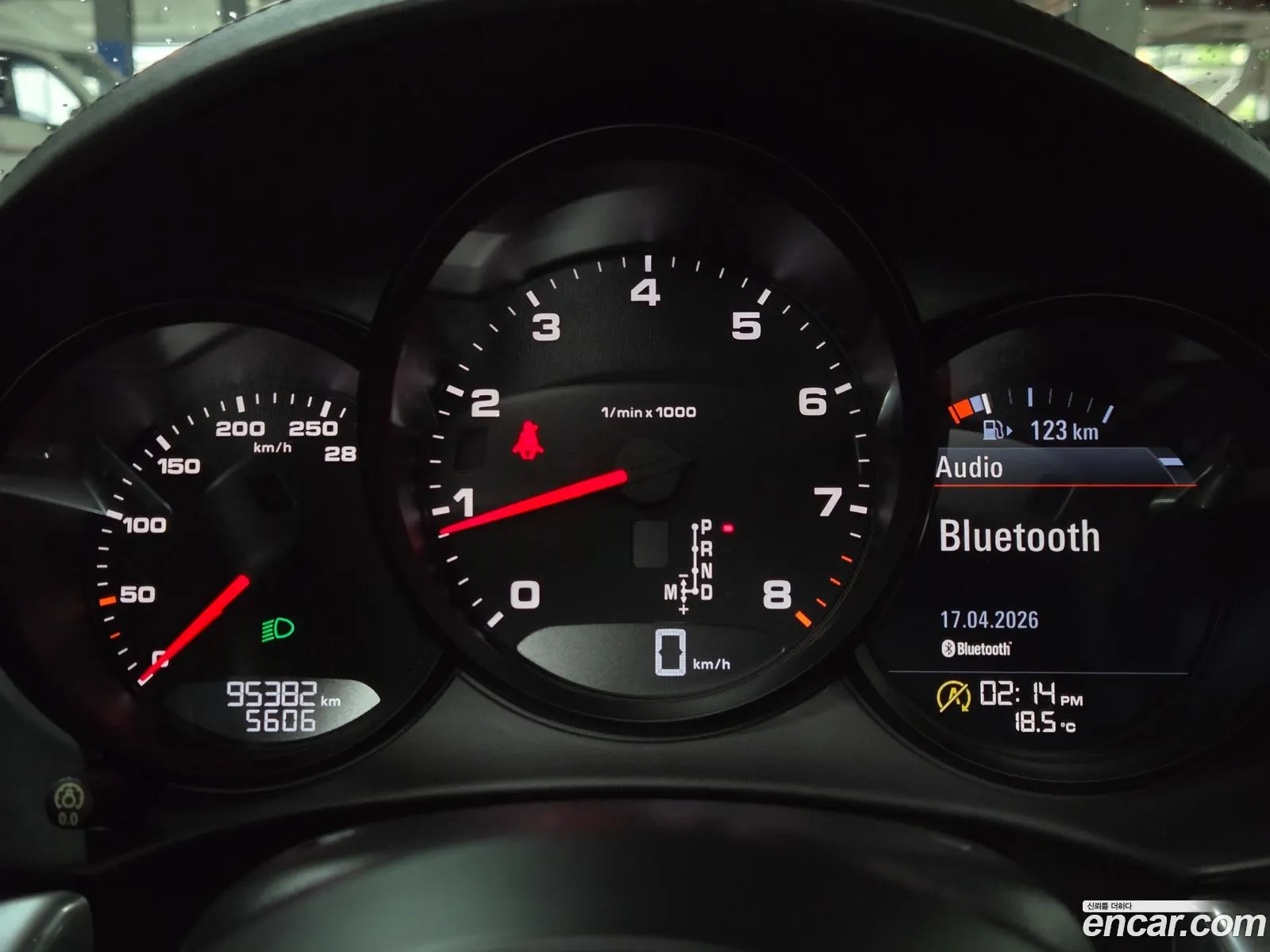 Porsche 718 Boxster 2017 WP0CA2982HS222537 — 2