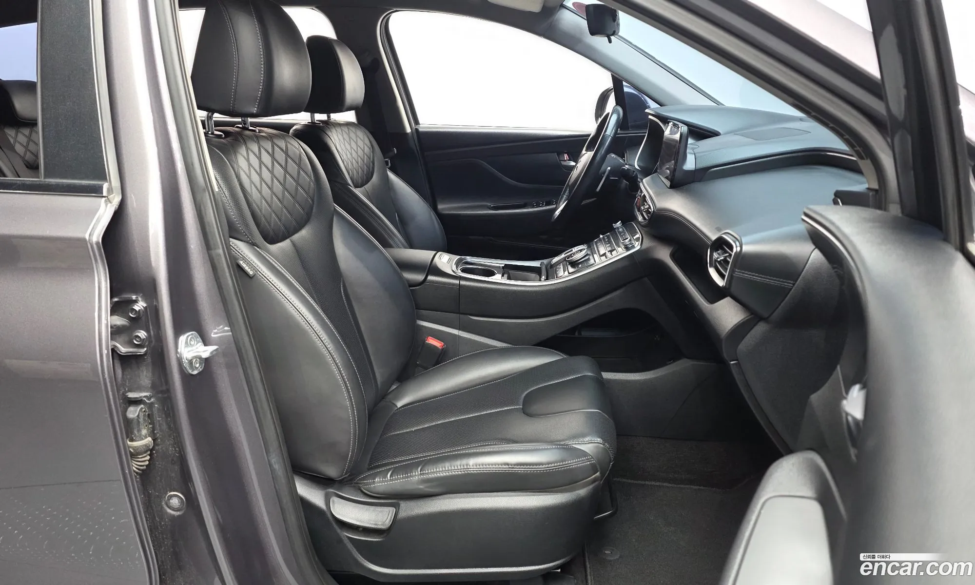 Hyundai Santa Fe 2021 — 32