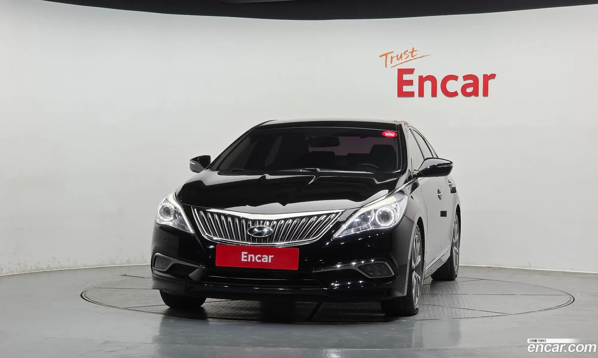 Hyundai Grandeur HG 2015 — 28