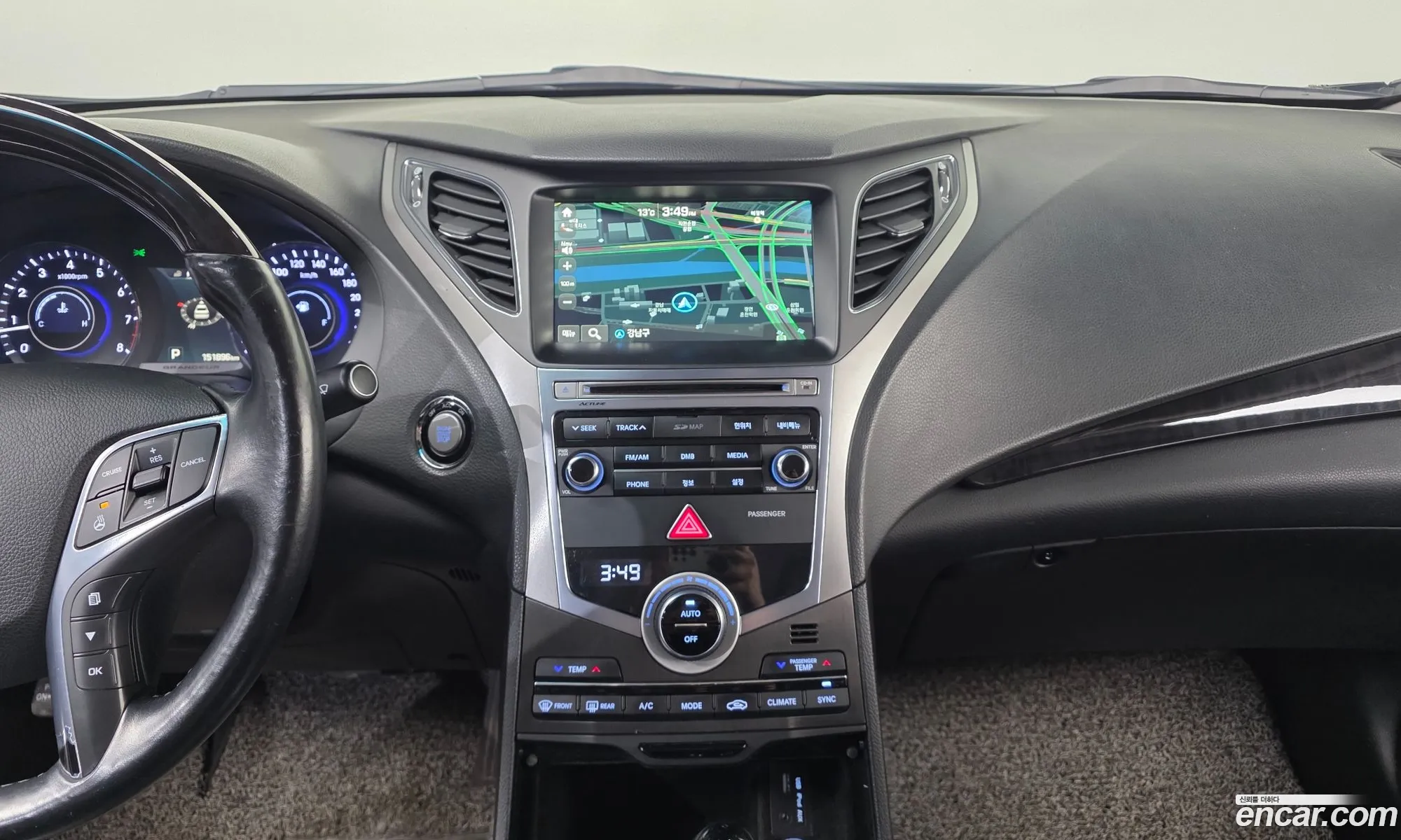 Hyundai Grandeur HG 2015 — 21