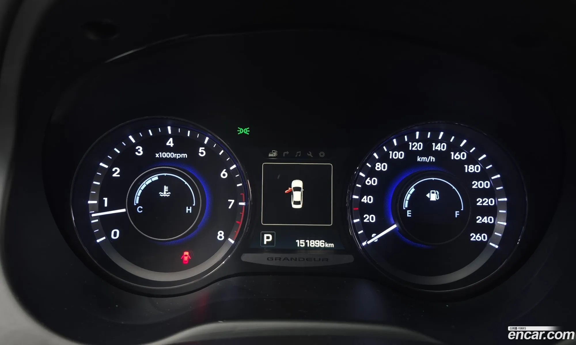 Hyundai Grandeur HG 2015 — 30