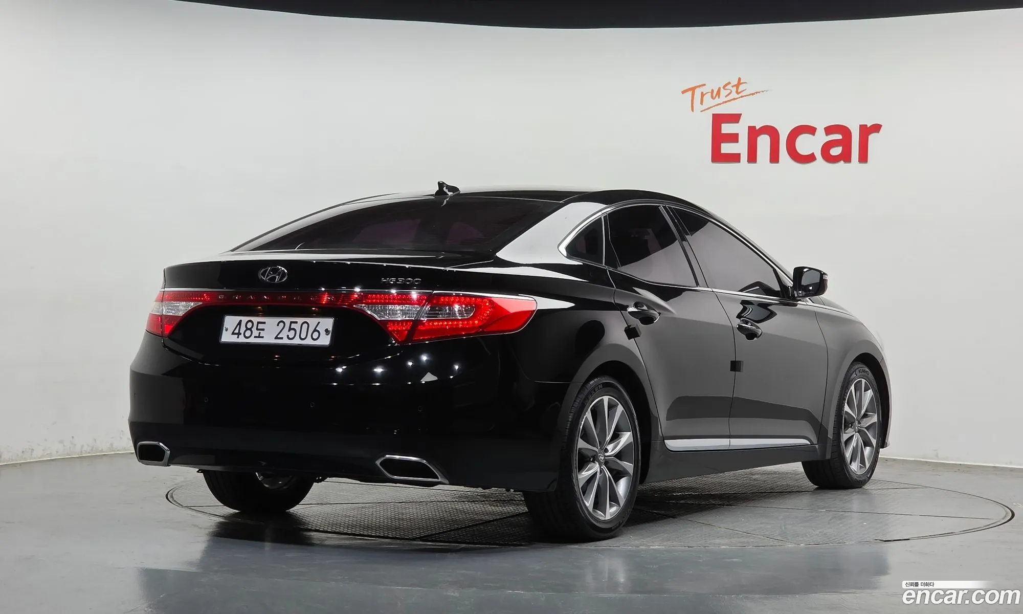 Hyundai Grandeur HG 2015 — 15