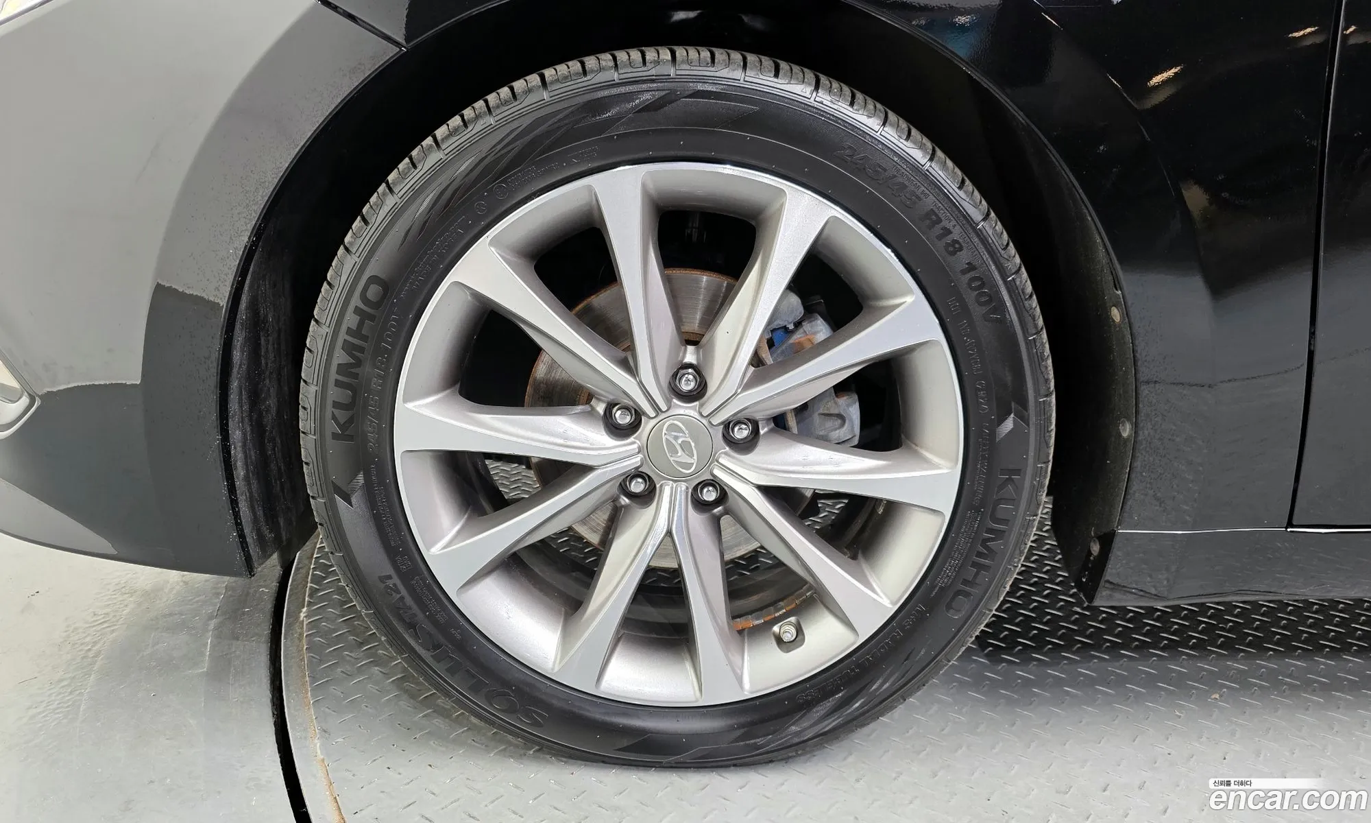 Hyundai Grandeur HG 2015 — 22