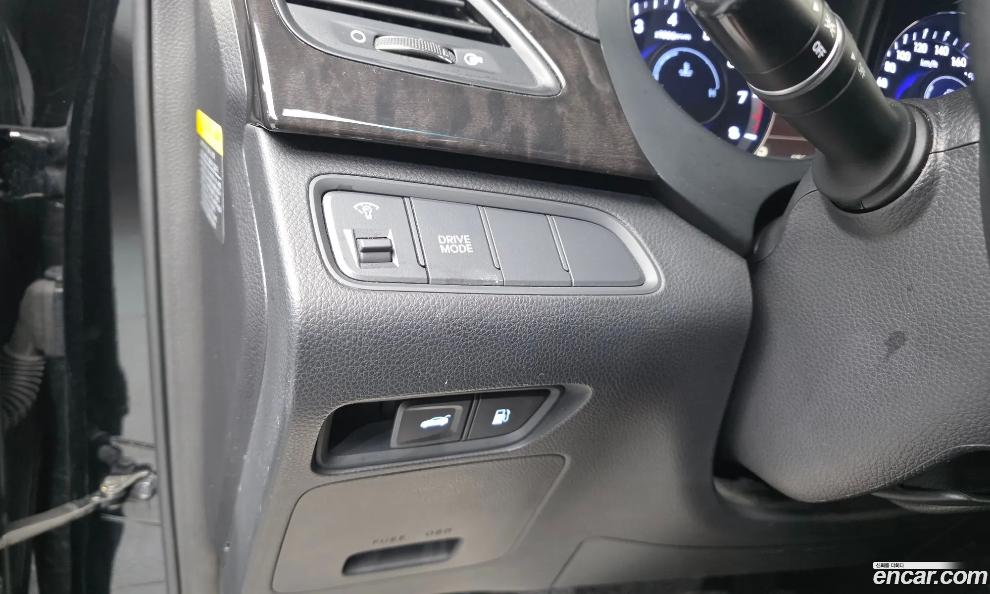 Hyundai Grandeur HG 2015 — 19
