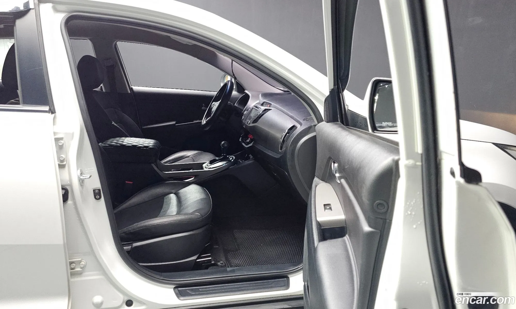Kia Sportage R 2014 — 23