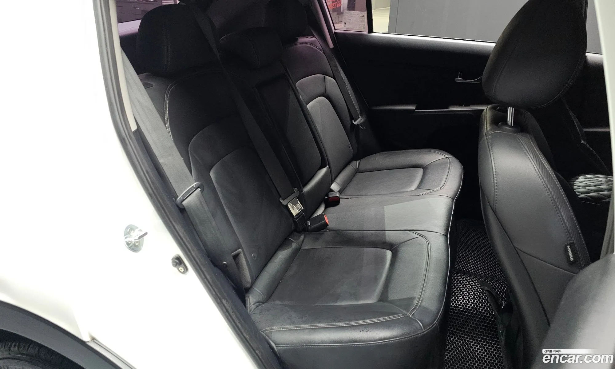 Kia Sportage R 2014 — 31
