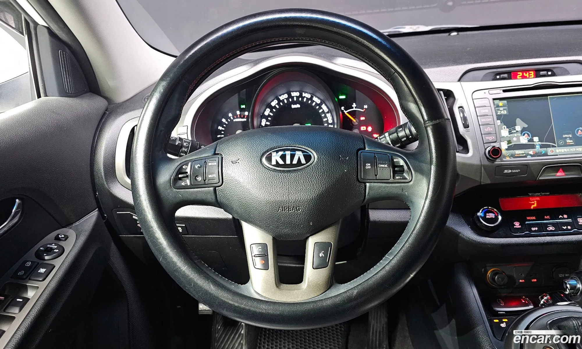 Kia Sportage R 2014 — 28