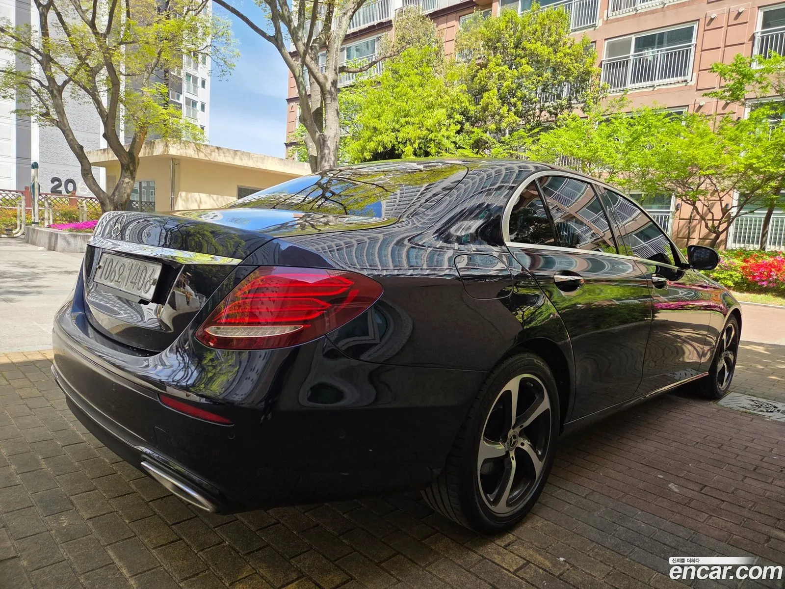 Mercedes-Benz E-Class W213 2020 — 15