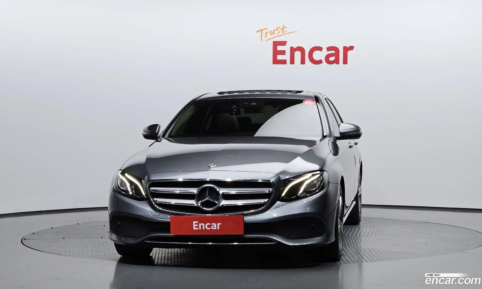Mercedes-Benz E-Class W213 2018 WDDZF4CB3JA389552 — 22