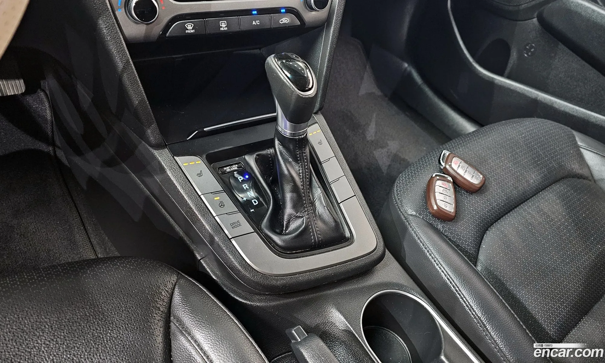 Hyundai Elantra AD 2016 — 8
