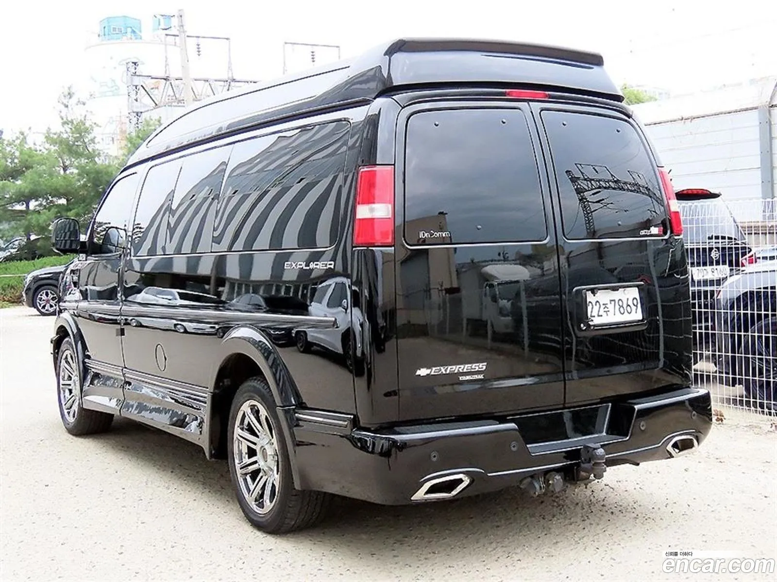 Chevrolet Express Van 2015 — 2