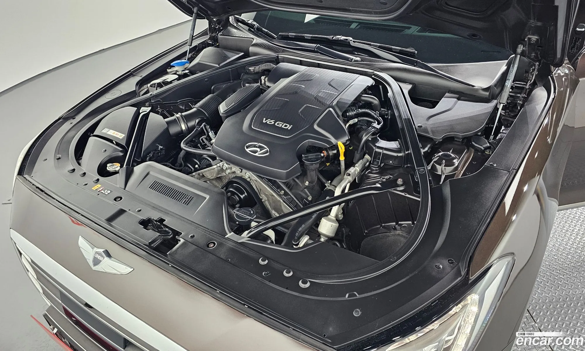 Hyundai Genesis DH 2015 — 2