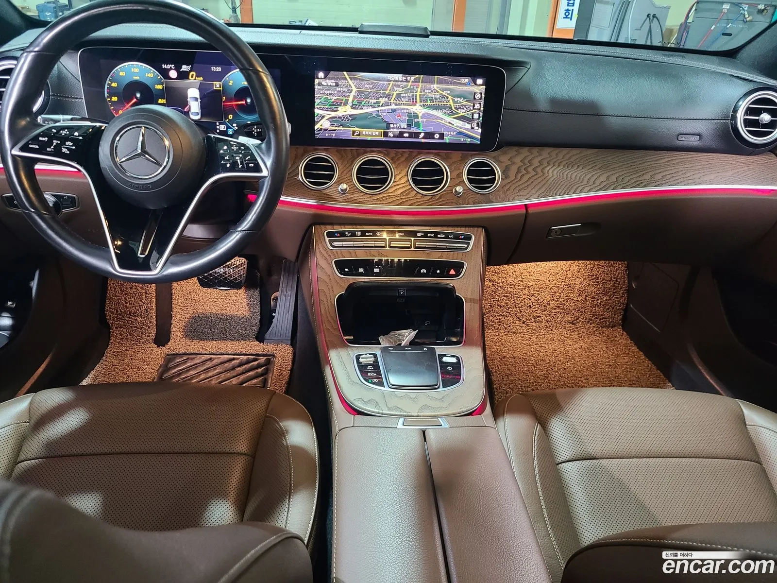 Mercedes-Benz E-Class W213 2021 — 18