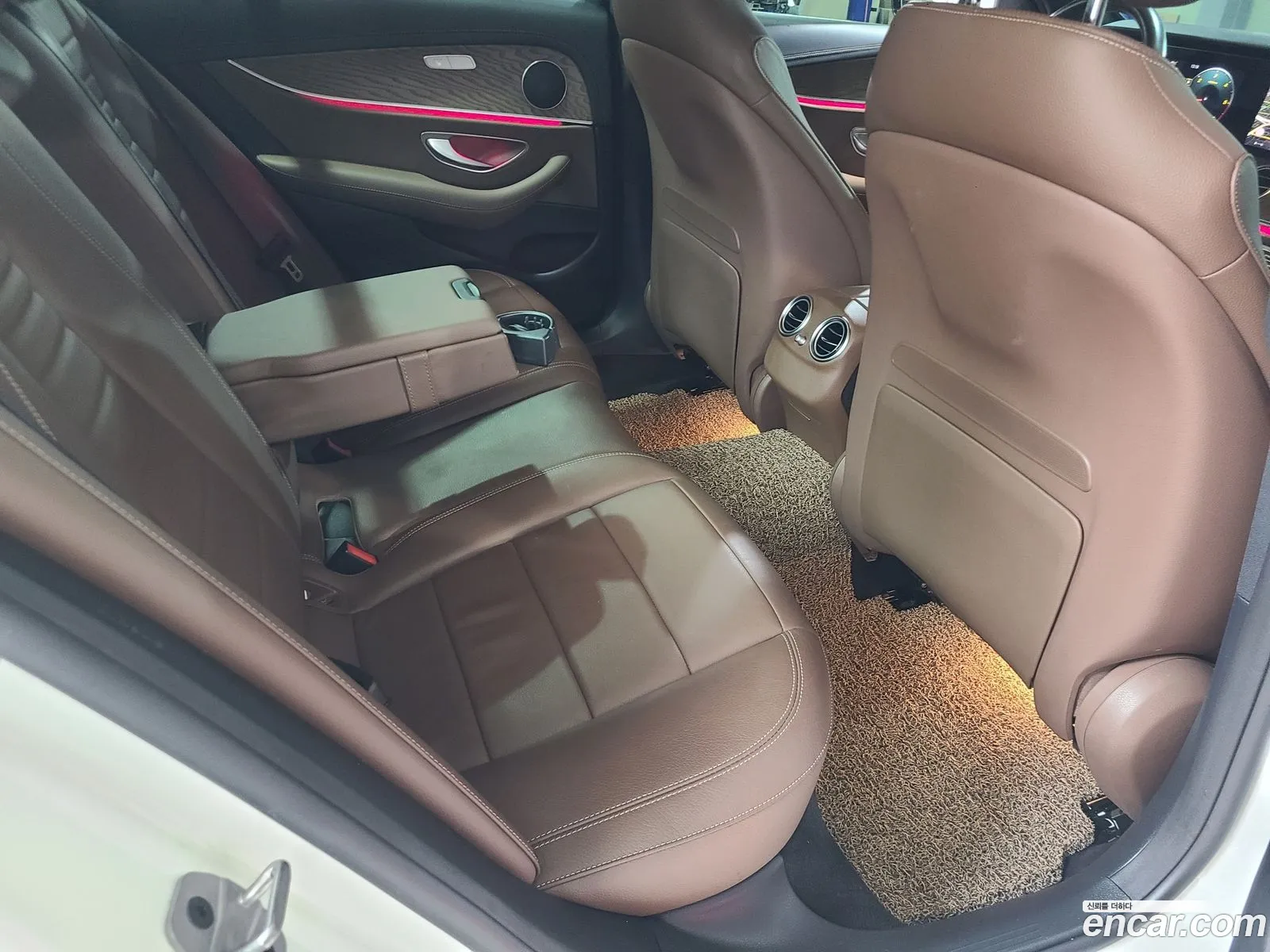 Mercedes-Benz E-Class W213 2021 — 20