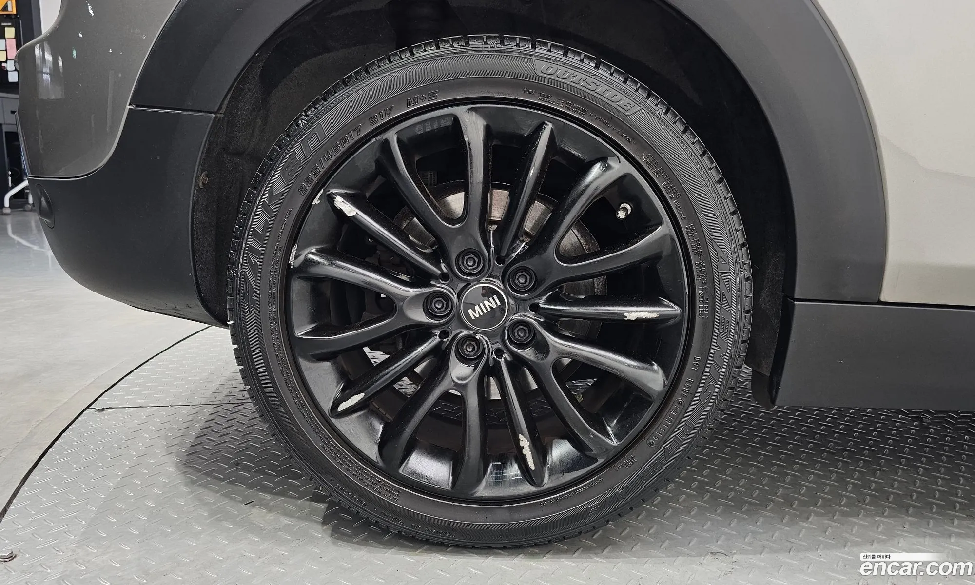 Mini Cooper D Clubman 2019 — 31