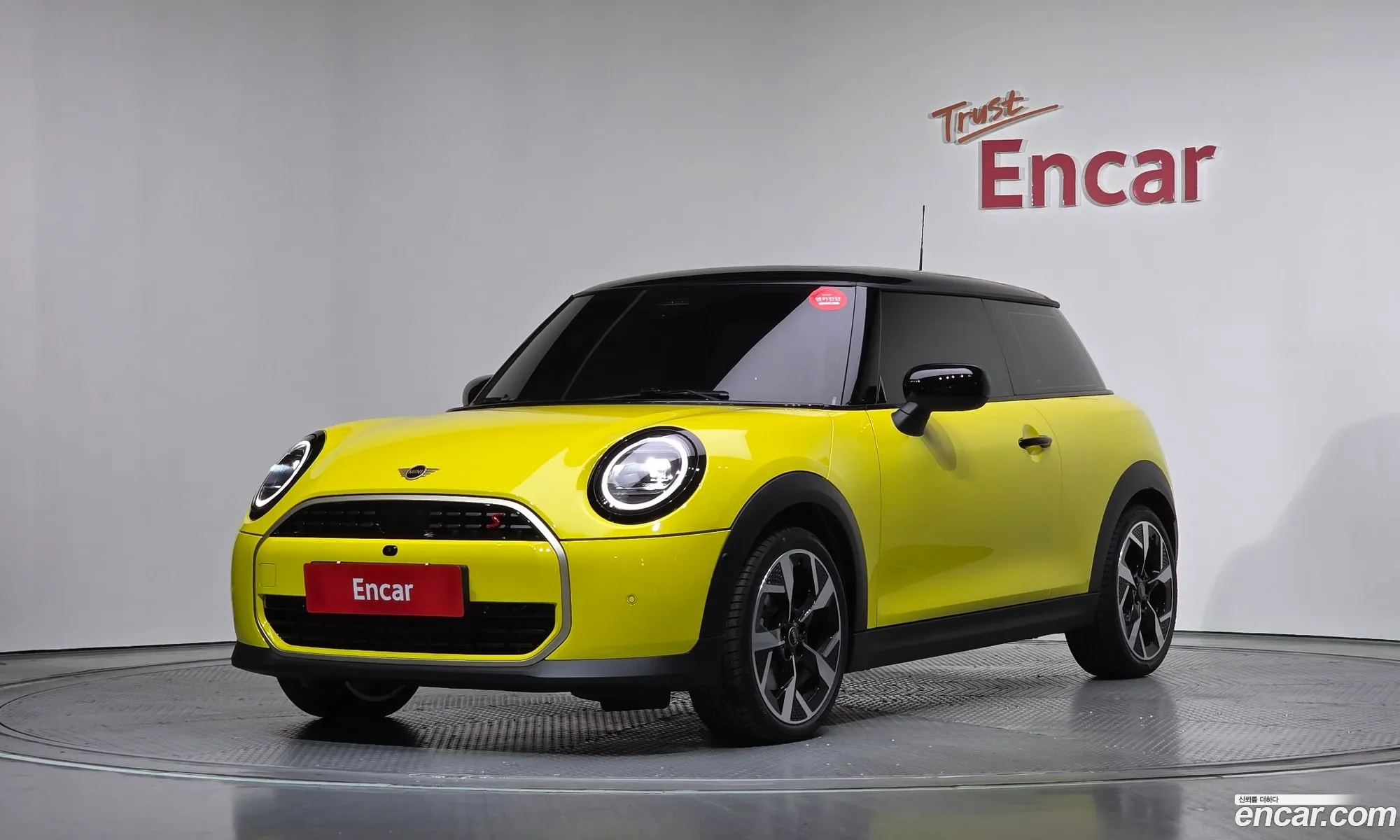 Mini Cooper S 2026 WMW21GD02T2Y25830 — 31
