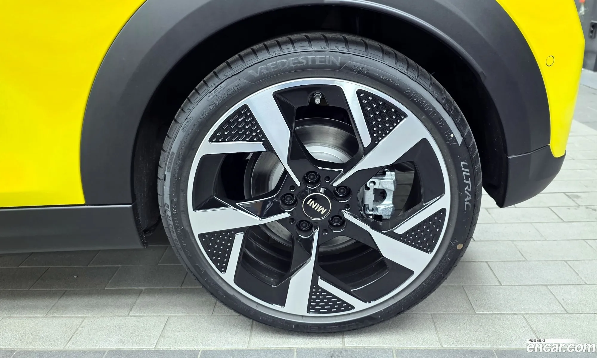 Mini Cooper S 2026 WMW21GD02T2Y25830 — 28