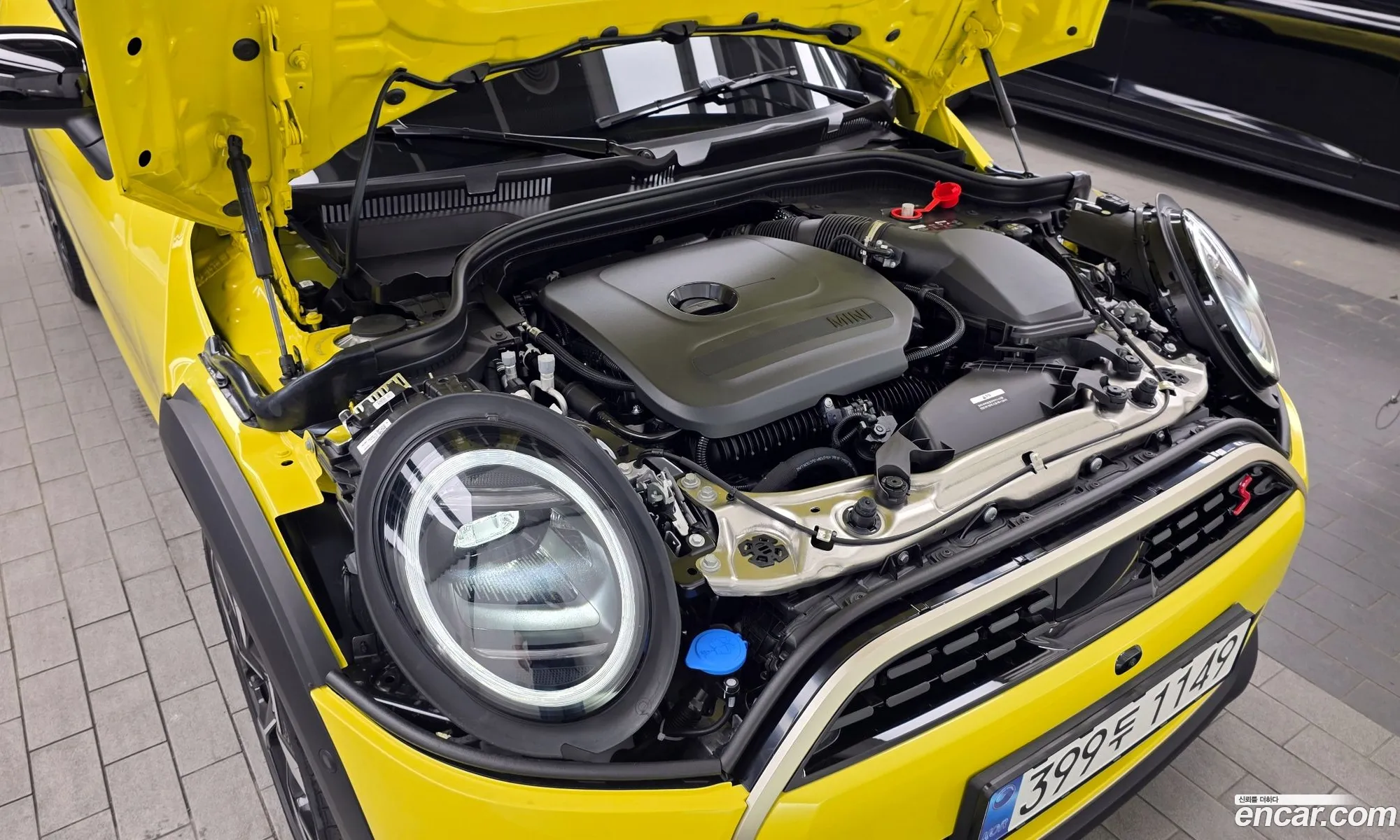 Mini Cooper S 2026 WMW21GD02T2Y25830 — 16