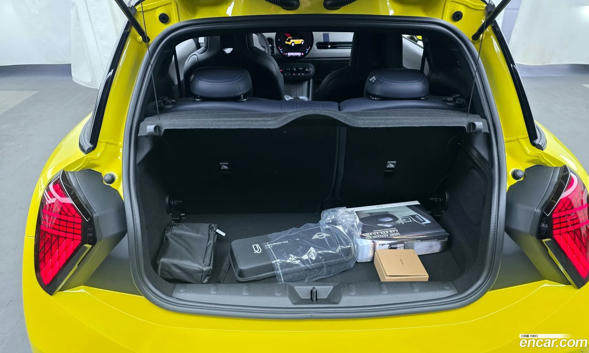 Mini Cooper S 2026 WMW21GD02T2Y25830 — 34