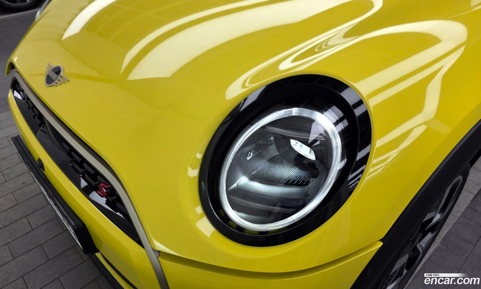 Mini Cooper S 2026 WMW21GD02T2Y25830 — 15