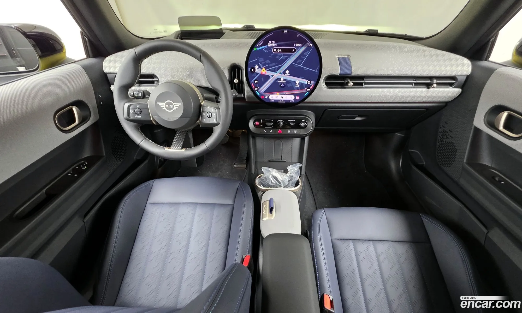 Mini Cooper S 2026 WMW21GD02T2Y25830 — 33