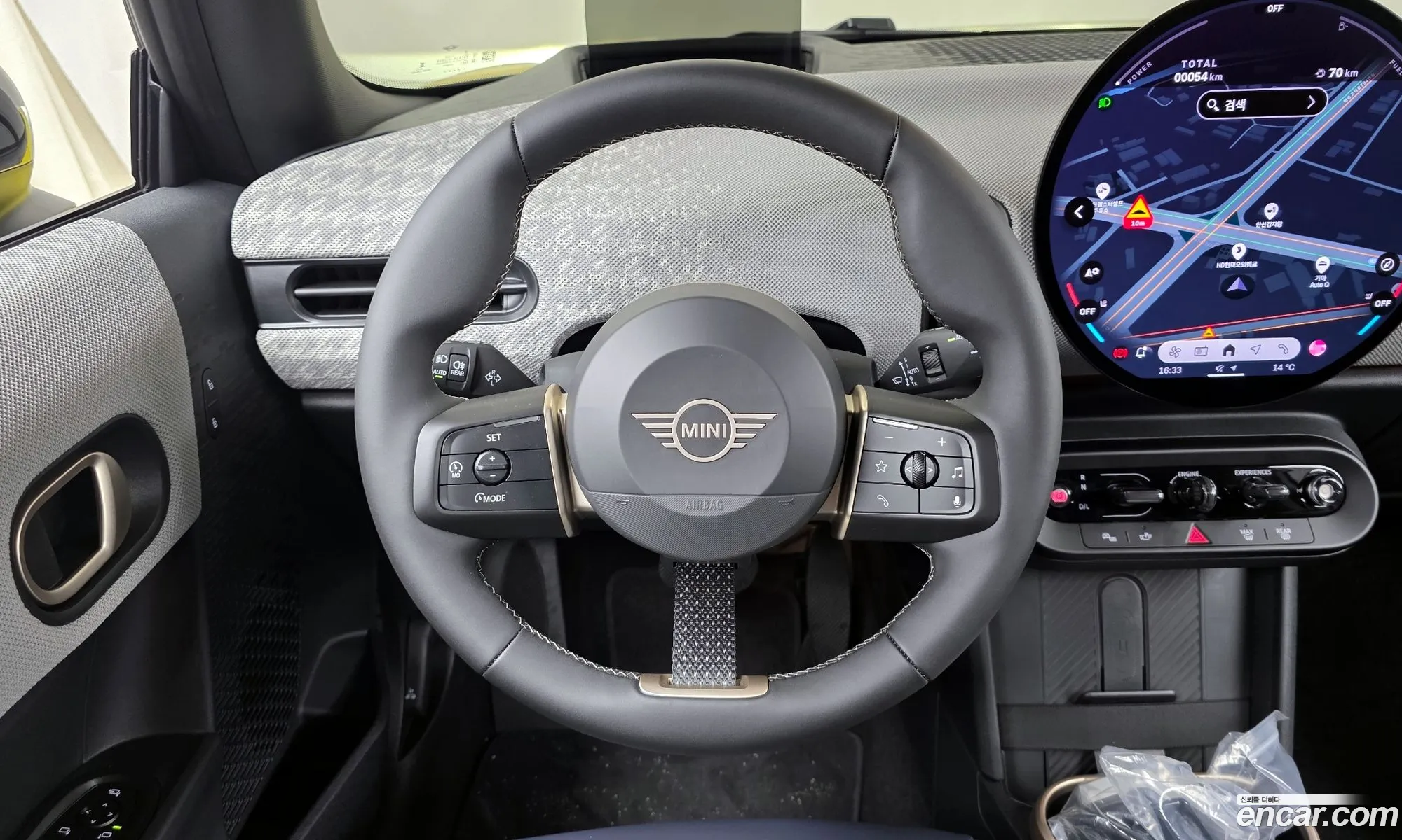 Mini Cooper S 2026 WMW21GD02T2Y25830 — 12