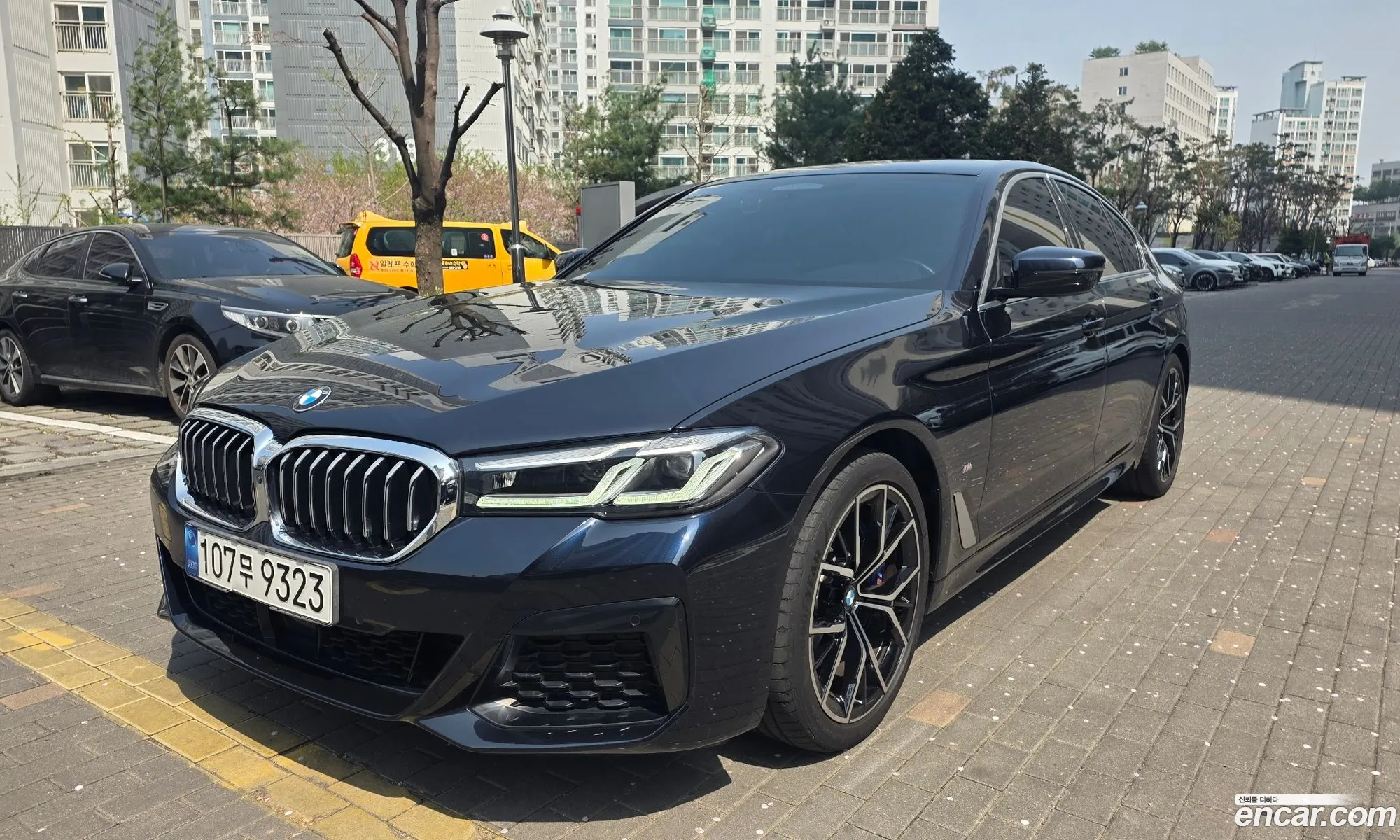 BMW 5 Series 2021 — 8