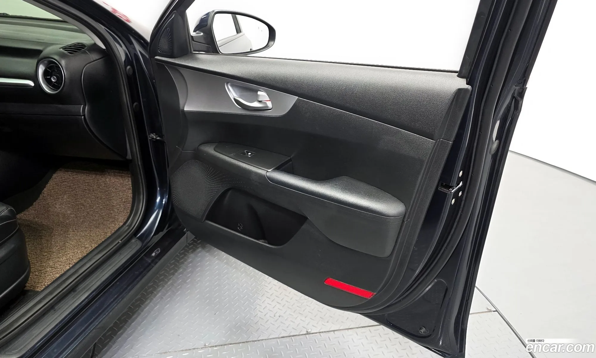 Kia K3 2021 — 14