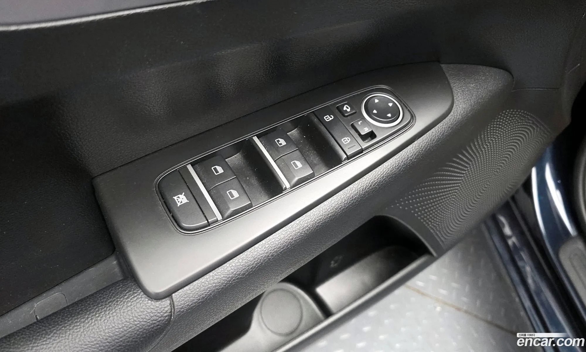 Kia K3 2021 — 17