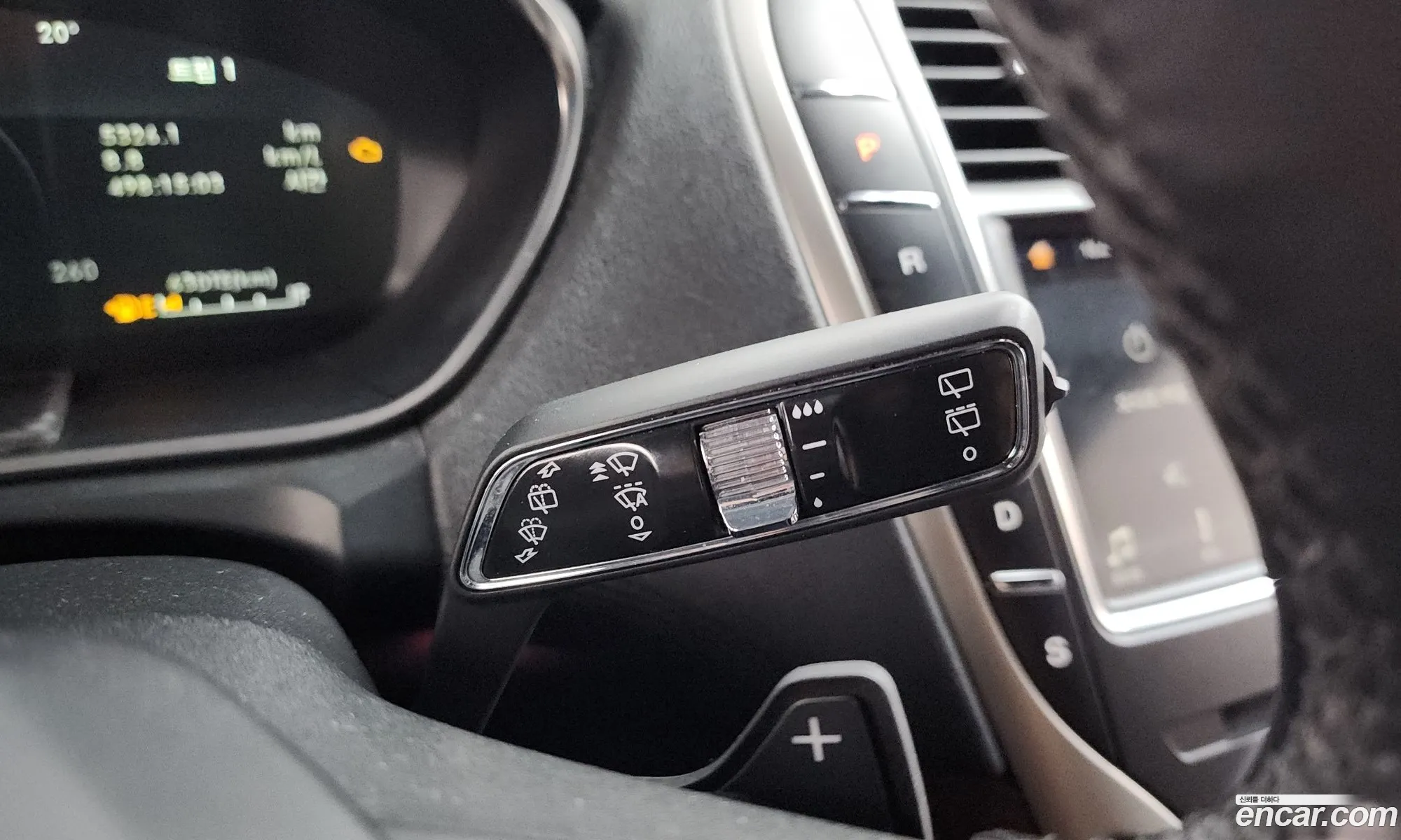 Lincoln Nautilus 2019 2LMPJ8LP8KBL37147 — 28