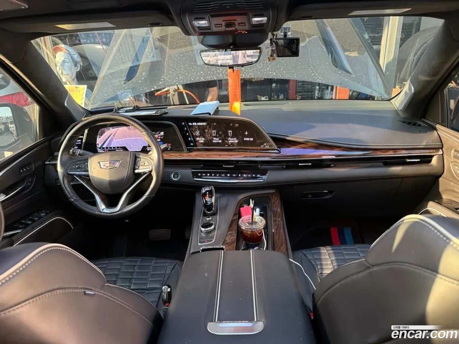 Cadillac Escalade 2022 — 9