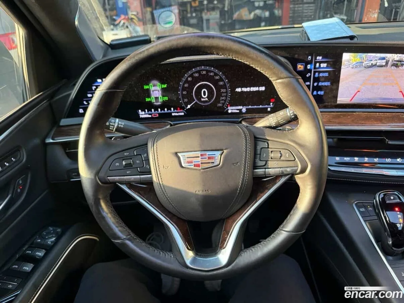 Cadillac Escalade 2022 — 13
