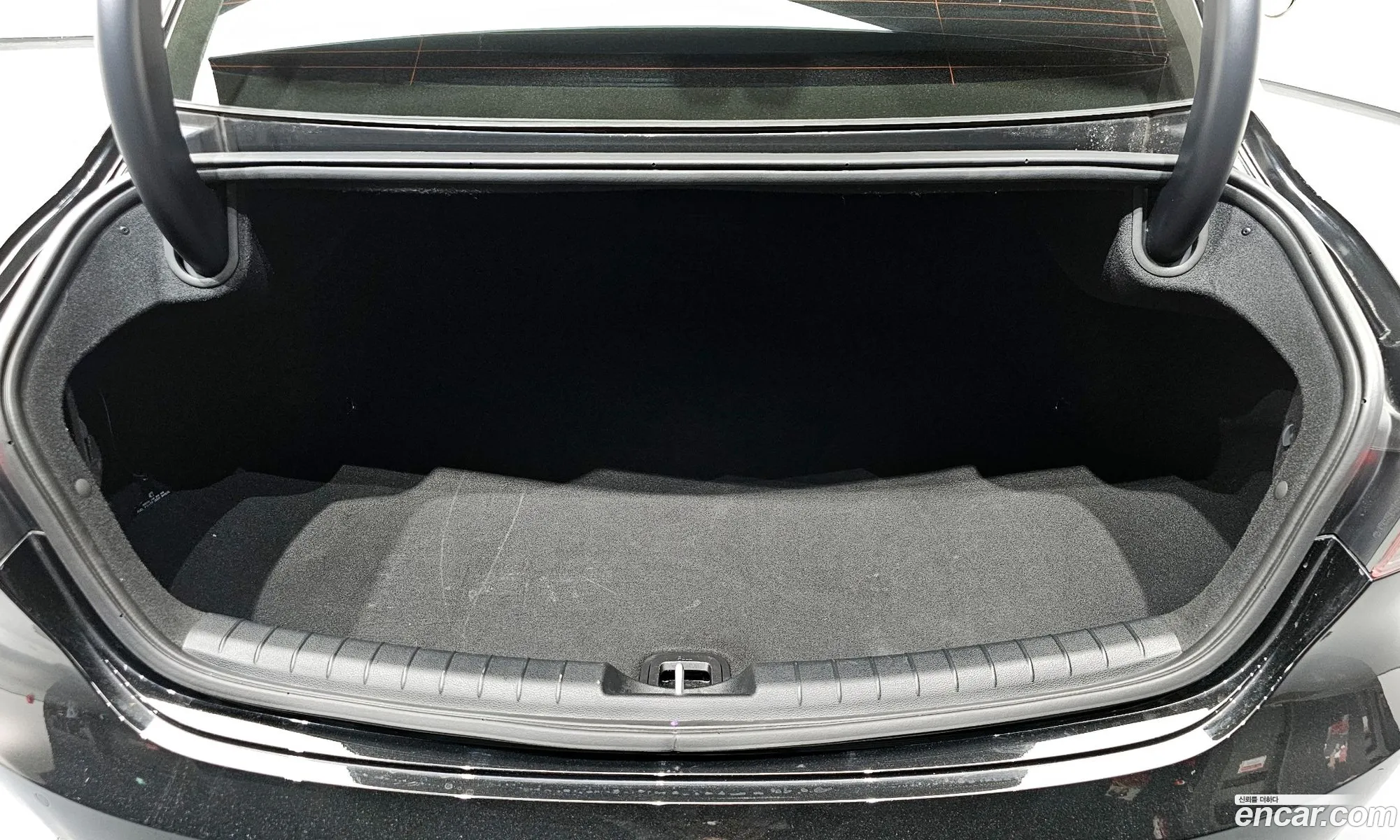Hyundai Grandeur IG 2022 — 25