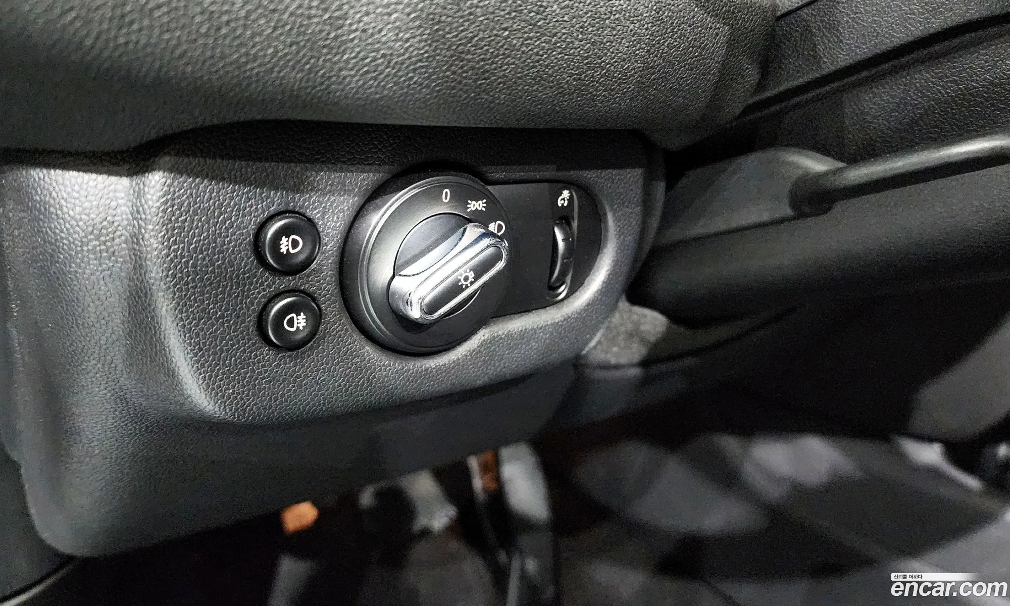 Mini Cooper Clubman 2018 WMWLN5105K2H74746 — 17