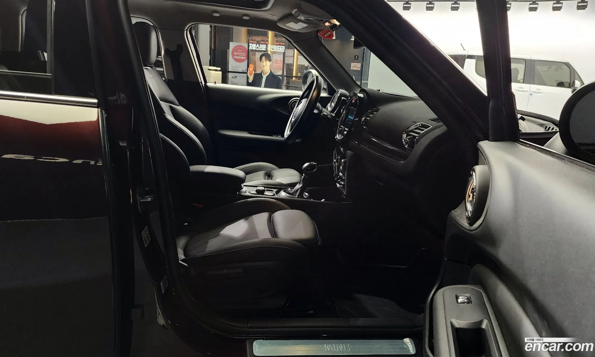 Mini Cooper Clubman 2018 WMWLN5105K2H74746 — 19