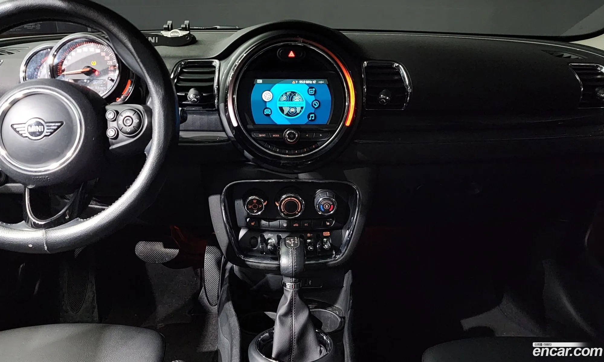 Mini Cooper Clubman 2018 WMWLN5105K2H74746 — 30