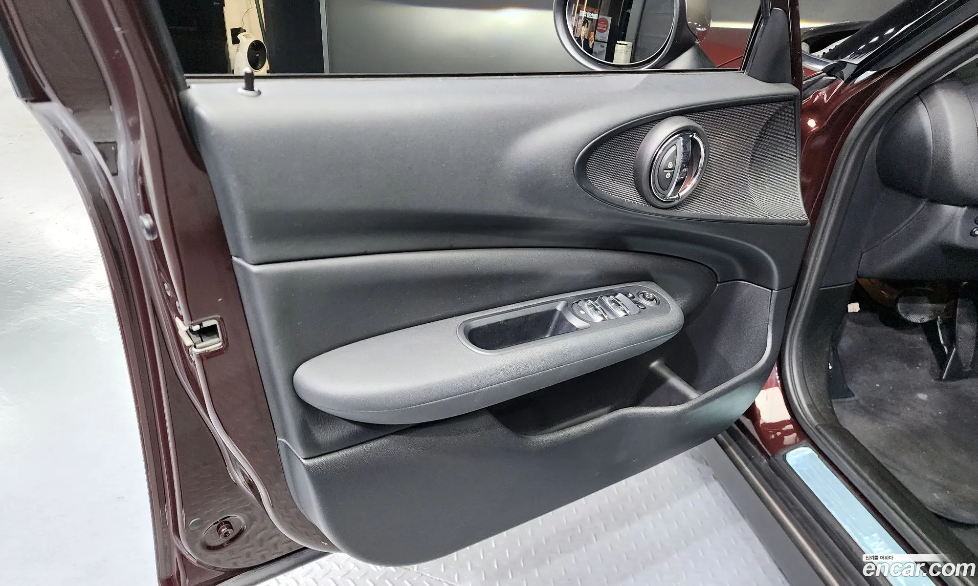 Mini Cooper Clubman 2018 WMWLN5105K2H74746 — 13